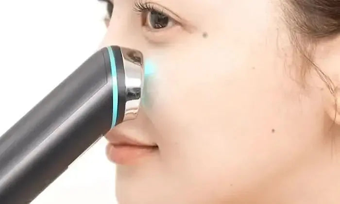 BOOSTER PRO: THE ANTI-AGING 6 in 1 SKIN REVITALIZER YOU DESERVE - Divine Beauty