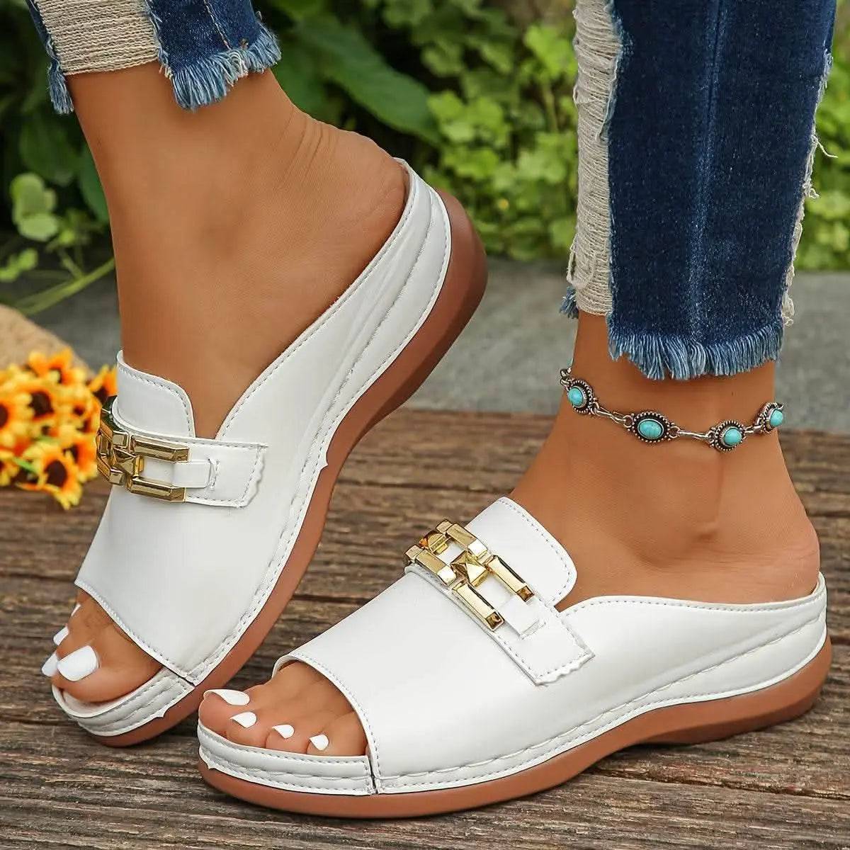 Summer New Fashion Versatile Sandals - Divine Beauty
