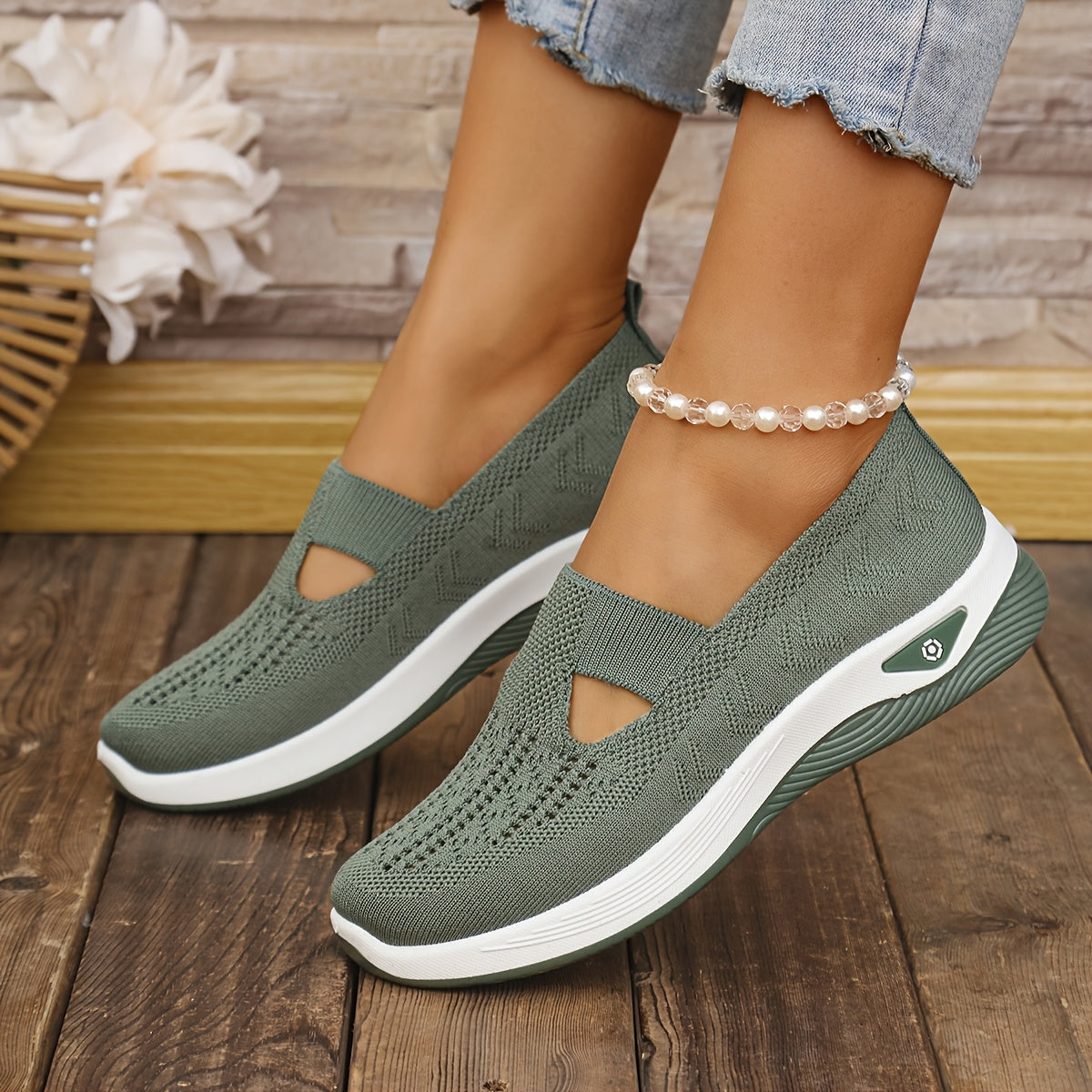 Trendy Women's Breathable Knit Sneakers