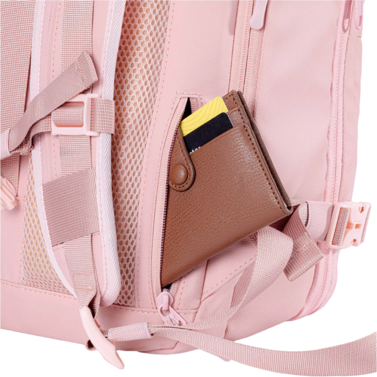 Air Pack — Your Best Ally for Light and Practical Travel
